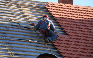 roof tiles Clapham Green